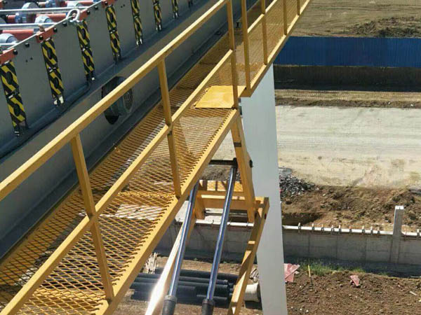 高空壓瓦機出租案例